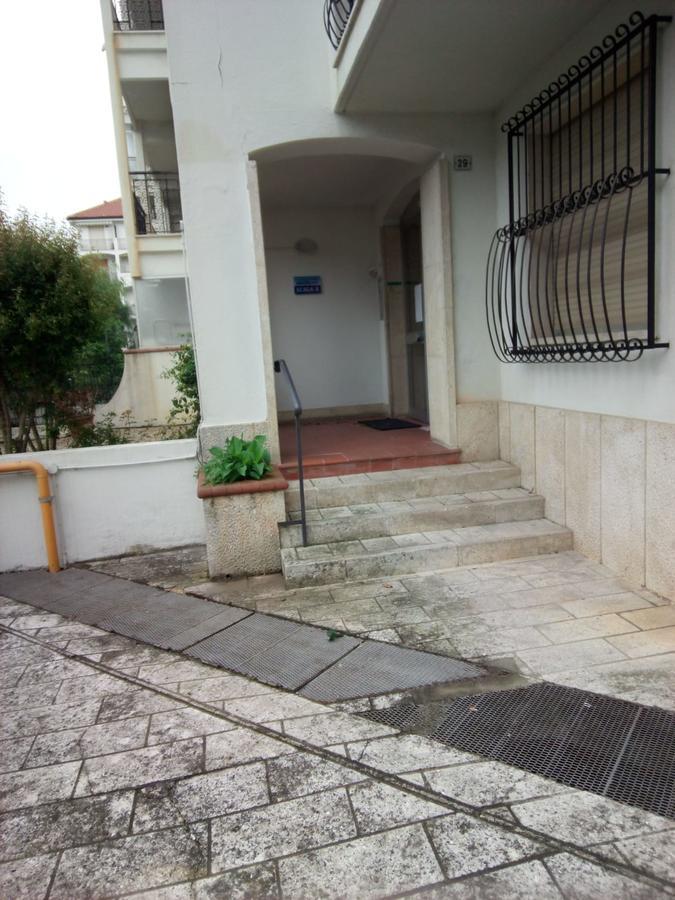 Condominio Ariazzurra S. Bart. San Bartolomeo Al Mare Exterior foto